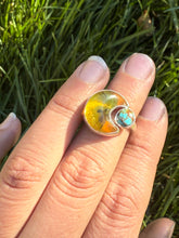 Load image into Gallery viewer, Eclipse Ring - Kingman Turquoise (size 6)