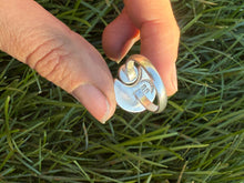 Load image into Gallery viewer, Eclipse Ring - Kingman Turquoise (size 7.5)