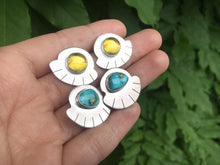 Load image into Gallery viewer, Mexican amber fan earrings