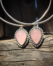 Load image into Gallery viewer, Rose quartz hoop earrings