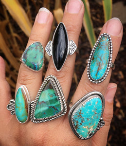Bright blue turquoise ring with beaded detail - size 6