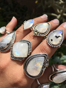 Square moonstone with beaded wire details ring - size 9