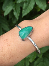 Load image into Gallery viewer, Simple green Royston turquoise cuff