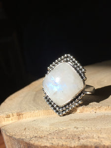 Square moonstone with beaded wire details ring - size 9