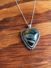 Load image into Gallery viewer, Picasso jasper necklace with twist wire detail