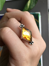 Load image into Gallery viewer, Glowy Mexican amber diamond ring - size 6.5