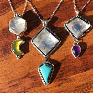 Hexagonal quartz crystal with Mexican amber moon