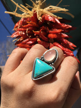 Load image into Gallery viewer, Rose quartz pear and turquoise triangle ring - size 8