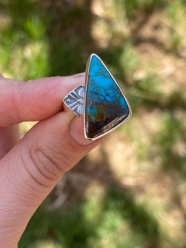 Kingman Turquoise Ring with Geometric Accent—size 5.75