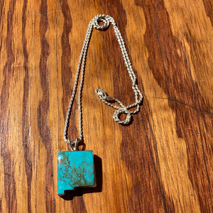 Simple Kingman Turquoise New Mexico Statement Necklace