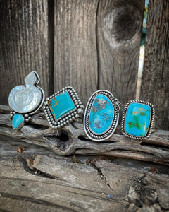 Old Stock Kingman Turquoise Scorpion Ring — size 6 3/4
