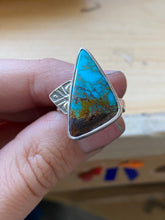 Load image into Gallery viewer, Kingman Turquoise Ring with Geometric Accent—size 5.75