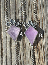 Load image into Gallery viewer, Amethyst Kite with Moonstone Lariat Necklace (A)