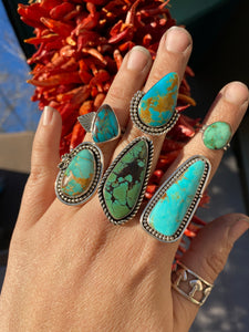 Bright Blue Kingman Turquoise Talon Ring—size 8