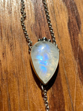 Load image into Gallery viewer, Smooth Moonstone Pear with Rose Quartz Lariat Necklace