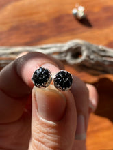Load image into Gallery viewer, Carved black onyx flower studs
