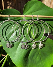 Load image into Gallery viewer, Smooth and Shiny Monstera Hoops