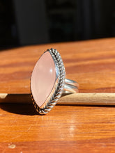 Load image into Gallery viewer, Twist Wire Rose Quartz Marquis Ring—size 6.5