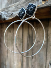 Load image into Gallery viewer, Carved black onyx post hoops