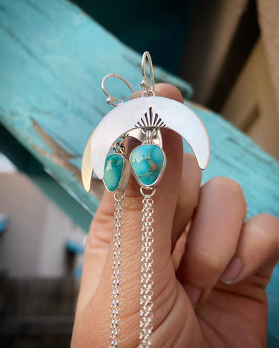 Crescent Moon Chain Dangles—Sun Rays