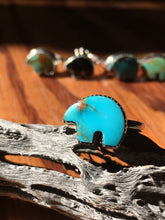 Load image into Gallery viewer, Osito Ring #4 - Bright blue turquoise with eyespot (size 6)