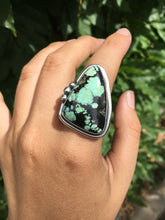 Load image into Gallery viewer, Minty green Saguaro variscite statement ring - size 7.5